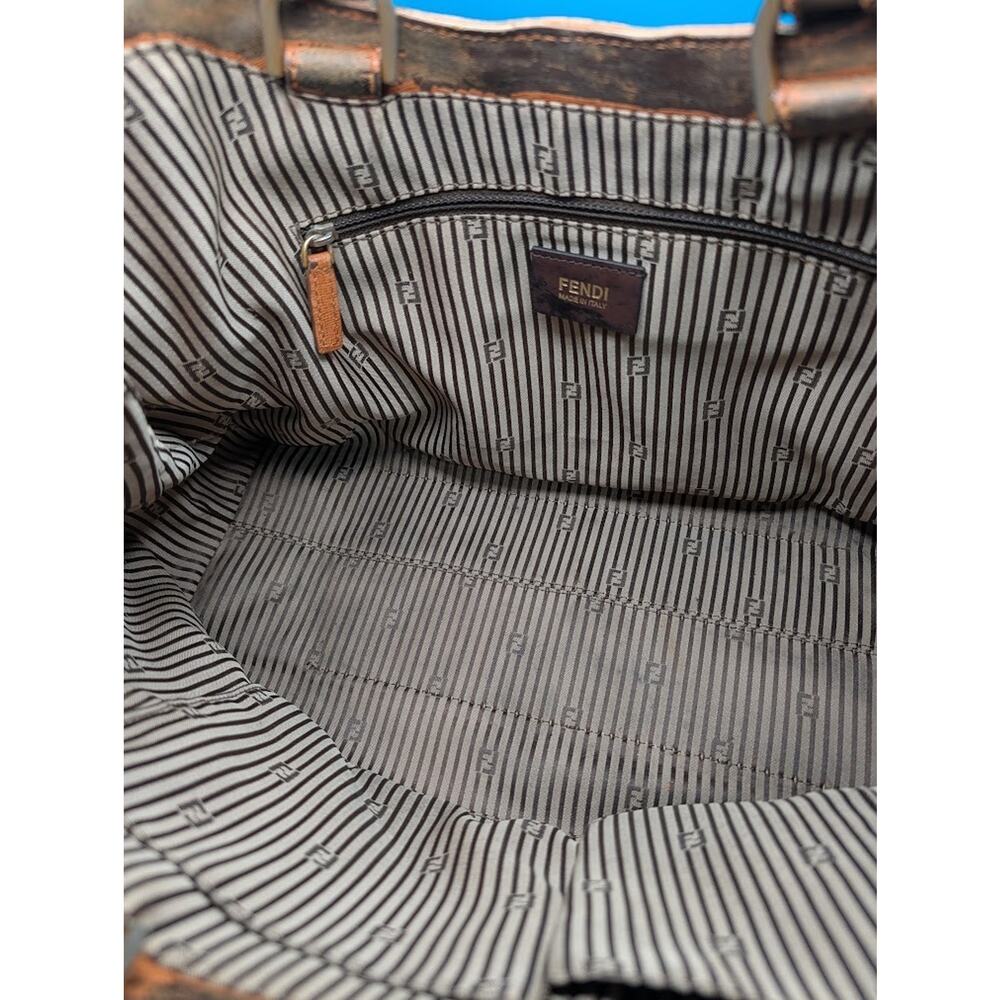 Fendi Shoulder Tote Brown Coated Canvas Distressed Finish Stabilized Vintage - Picture 13 of 14